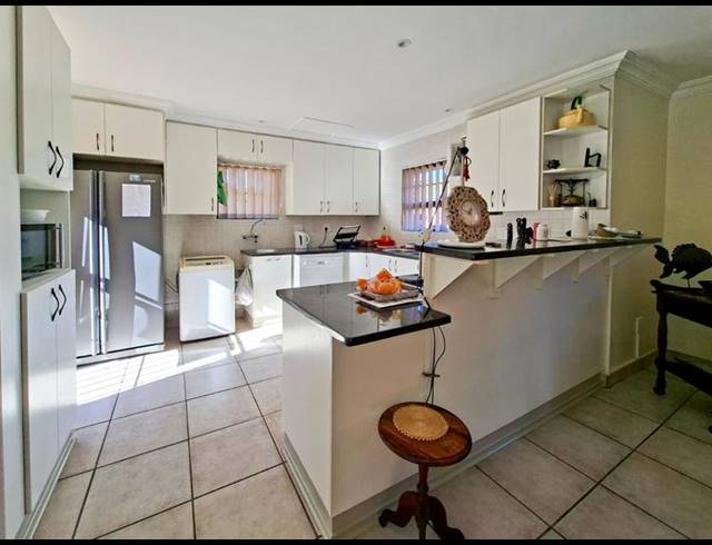 3 BEDROOM HOUSE FOR SALE IN DOLPHIN CREEK GOLF ESTATE